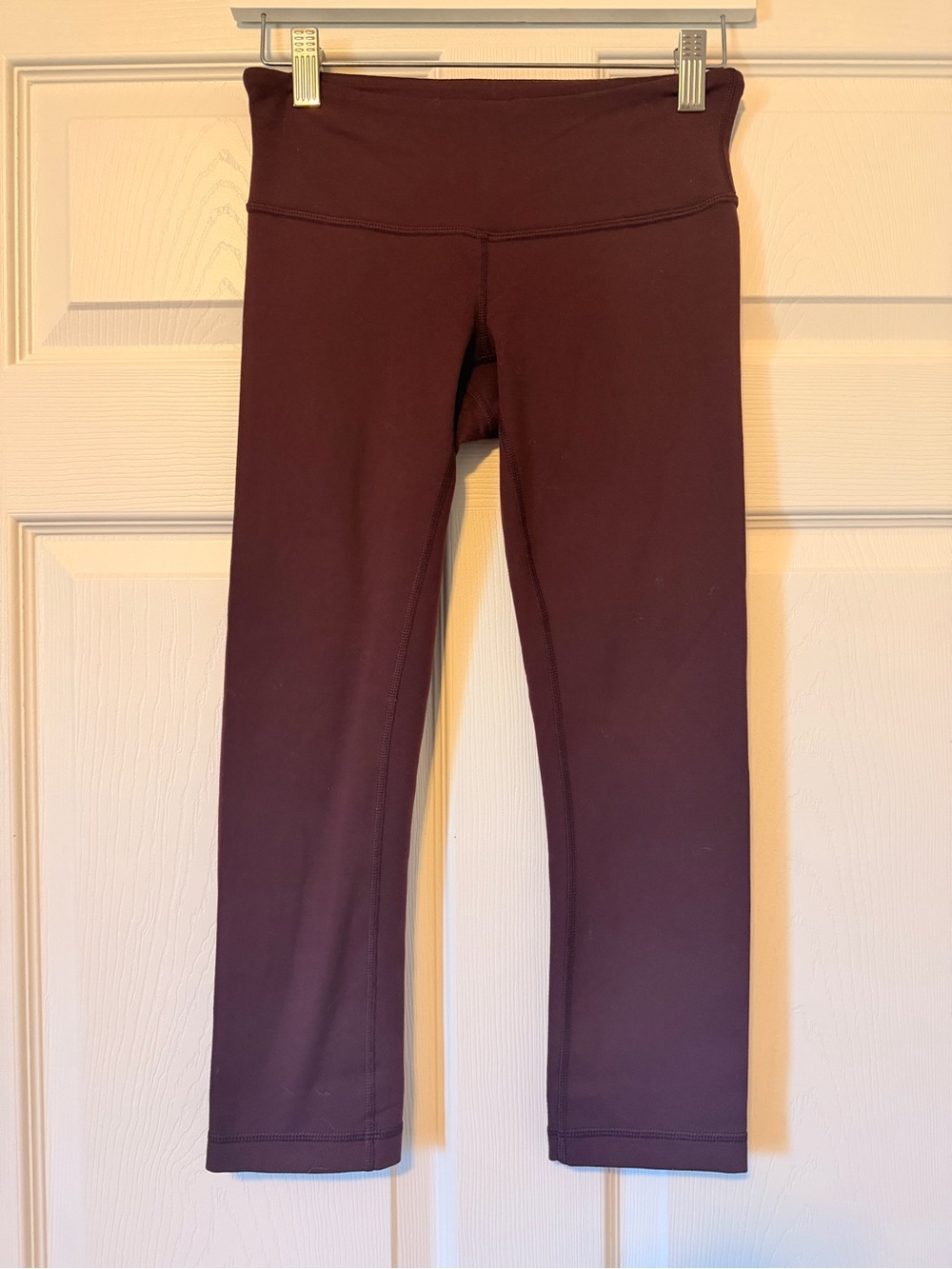 lululemon athletica Wine Cropped Leggings